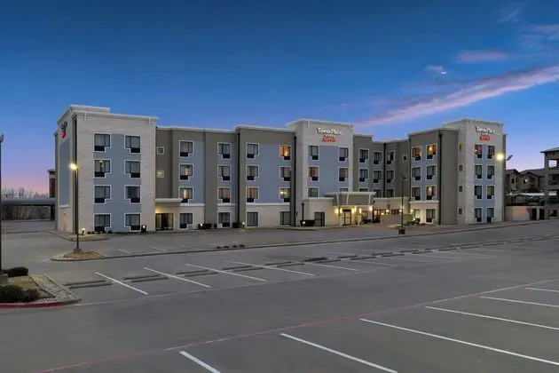 TownePlace Suites by Marriott Waco South - Dış Mekan