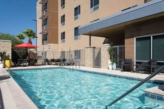 TownePlace Suites Phoenix Chandler/Fashion Center - Havuz