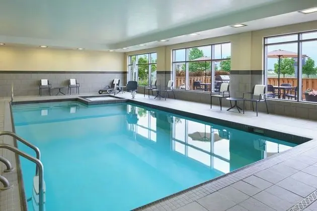 TownePlace Suites Thunder Bay - Havuz