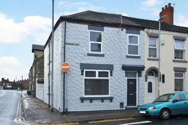 Townhouse @ 24 Brunswick Place Stoke
