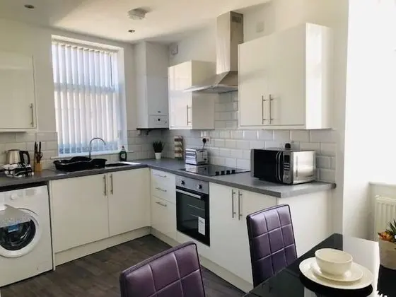 Townhouse @ 51 Balfour St -stoke - Oda