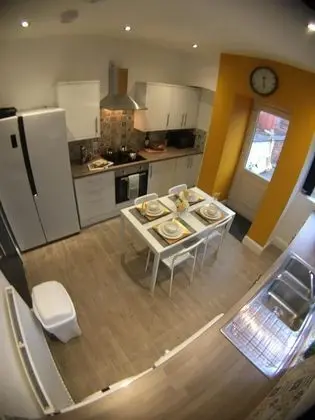 Townhouse @ 87 Walthall Street Crewe - Mülk Olanakları