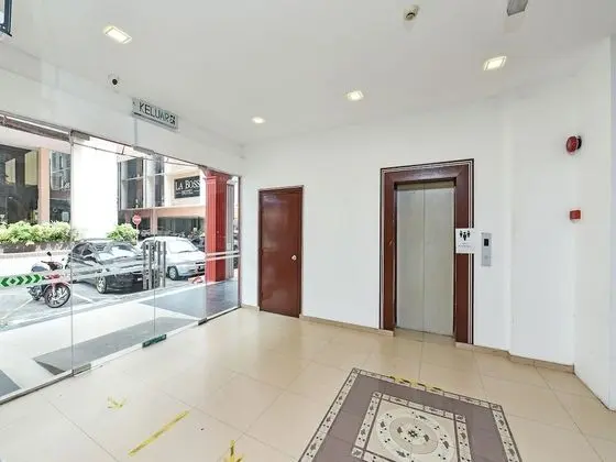 Townhouse OAK Hotel Mrc Melaka Raya - Lobi
