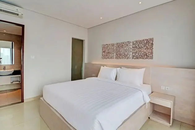 Townhouse Oak Series Signature Bali