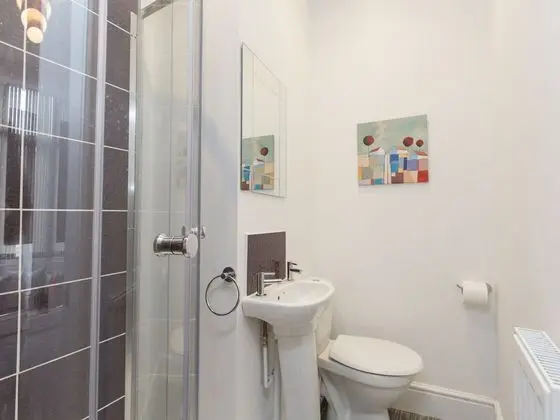 Townhouse Plus @ 40 West St - Genel