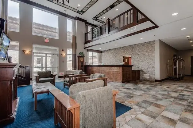 TownSquare Place - Lobi