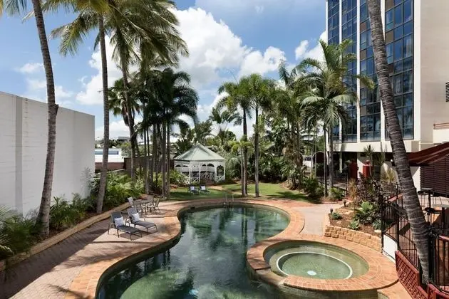 Townsville Southbank Apartments - Havuz