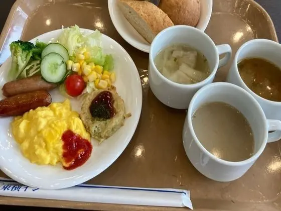 Toyoko Inn Hiroshima-eki Stadium Mae - Yerinde Yemek