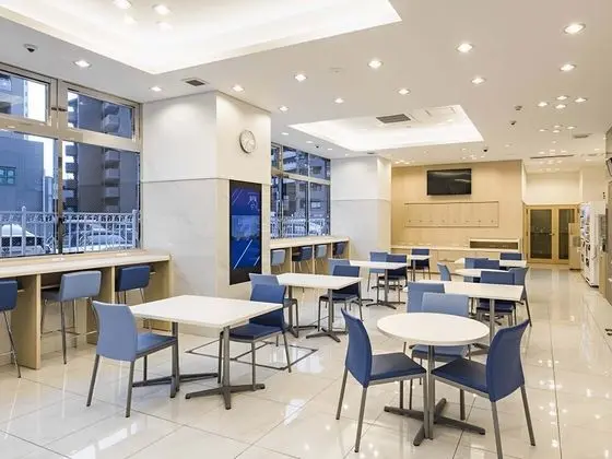 Toyoko Inn Kita-asaka-eki Nishi-guchi - Lobi