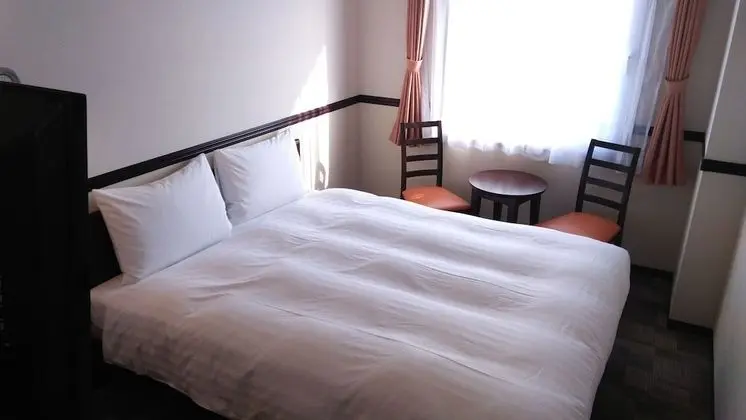 Toyoko Inn Niihama Ekimae - Oda