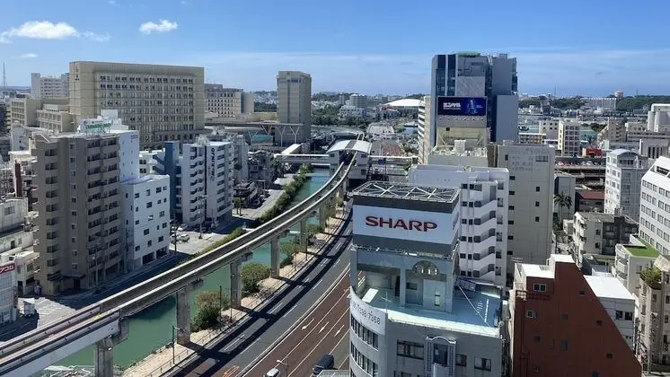 Toyoko Inn Okinawa Naha Asahibashi Ekimae - Dış Mekan