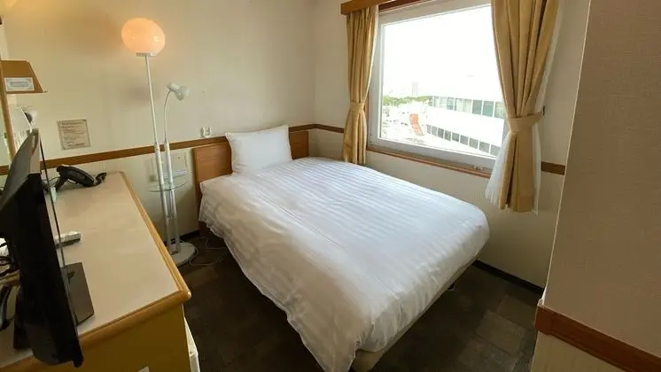 Toyoko Inn Okinawa Naha Asahibashi Ekimae - Oda