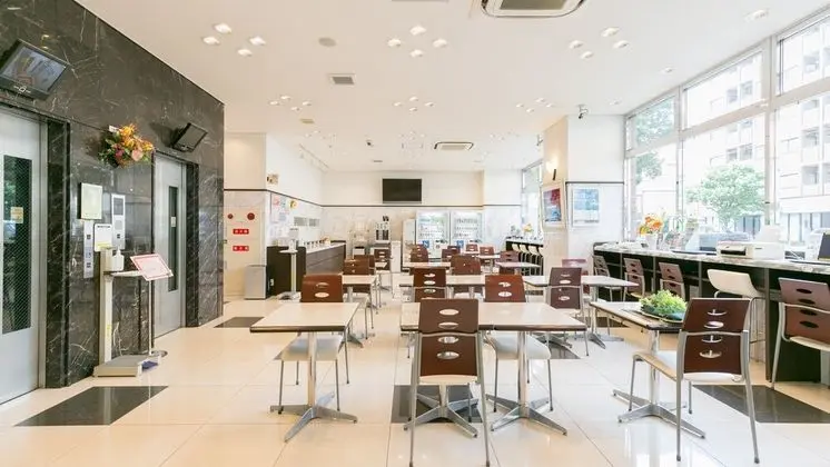 Toyoko Inn Osaka Umeda Nakatsu No.2 - Lobi