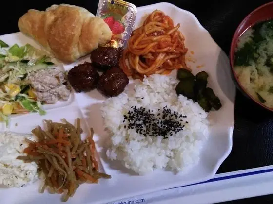 Toyoko Inn Saitama Misato Ekimae - Kahvaltı