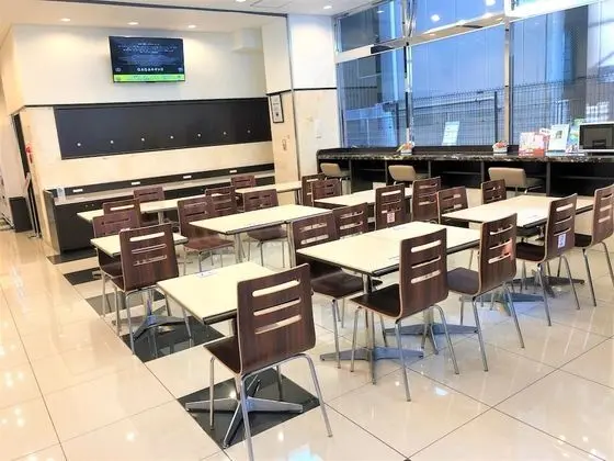 Toyoko Inn Shinjuku Gyoemmae Station - Lobi