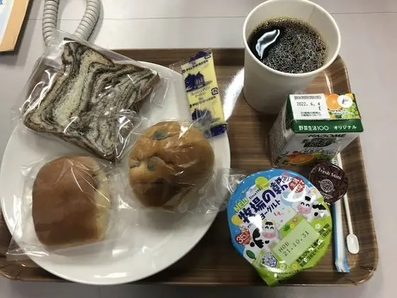 Toyoko Inn Yokohama Nishi-guchi - Kahvaltı