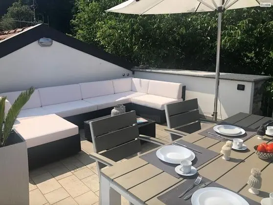 Tra Sassi Stelle Apartment in a Stone House With Lake View