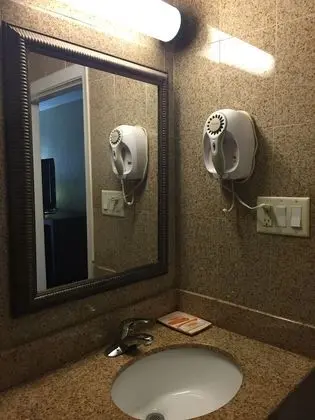 Track & Turf Motel - Banyo Özellikleri