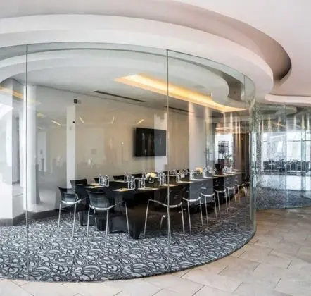 Trademark Hotel, Trademark King Single Room - Oda Düzeni