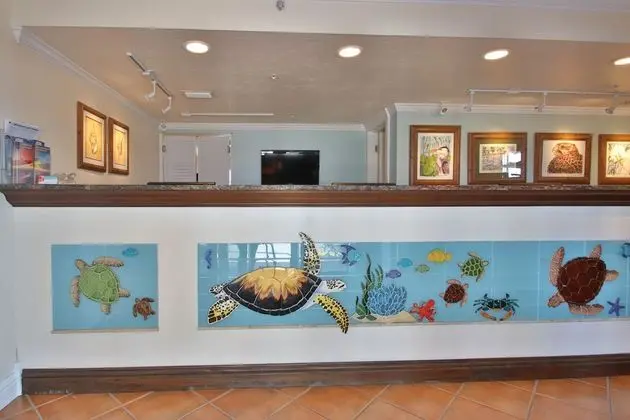 Tradewinds Beach Resort