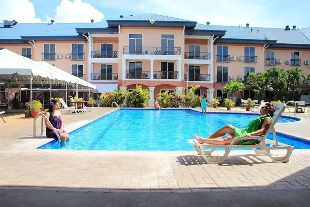 Tradewinds Hotel - Havuz