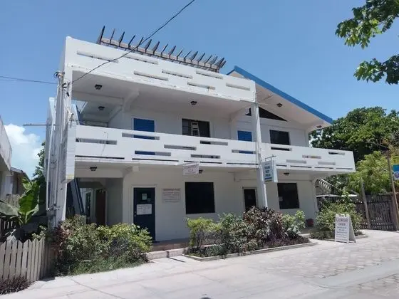 Tradewinds Paradise Villas - Lobi