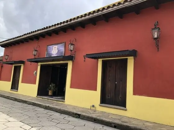 Hotel Tradicional - Dış Mekan