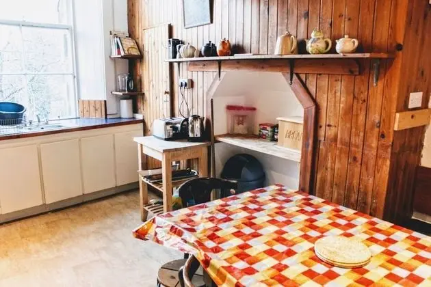 Traditional Apartment oer the Meadows - Mutfak