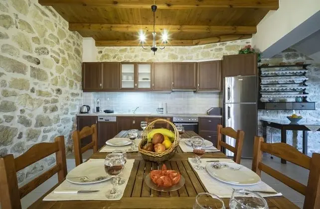 Traditional Apartments Kaladare - Oda Düzeni