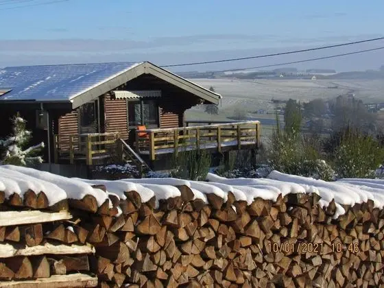 Traditional Chalet in Tenneville With Large Garden - Dış Mekan
