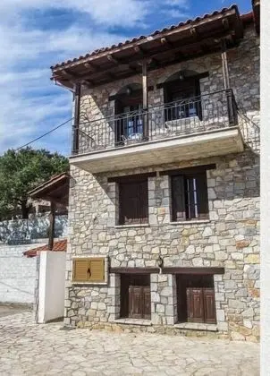 Traditional Charming Stone Chalet - Dış Mekan