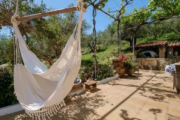 Traditional Cretan Family Home - Öne Çıkan Resim