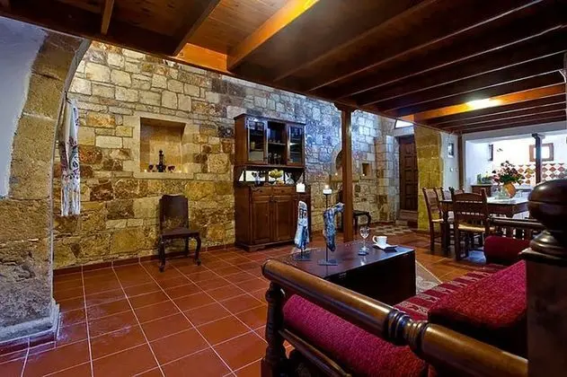Traditional Cretan Stone House 2 - İç Mekan