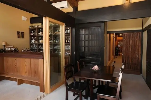 Traditional Japanese Apartment TONARI - Lobi