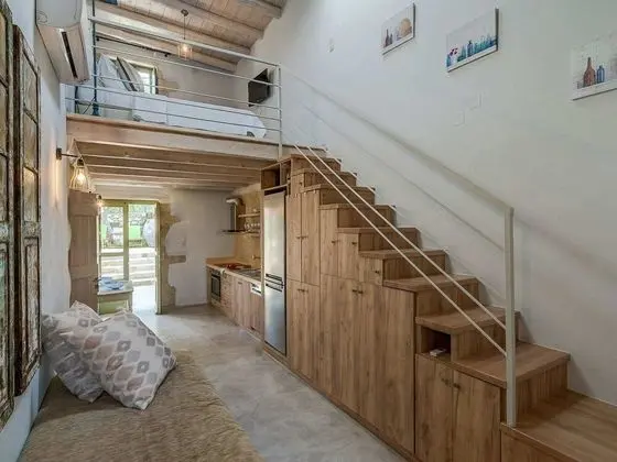 Traditional Stone Built Villa With Private Pool Near Tavern & the Beach - Lobi