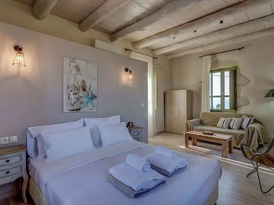 Traditional Stone Built Villa With Private Pool Near Tavern & the Beach - Oda