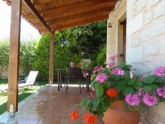 Traditional Stone Villa Phaedra With Private Pool Near Beach - Dış Mekan