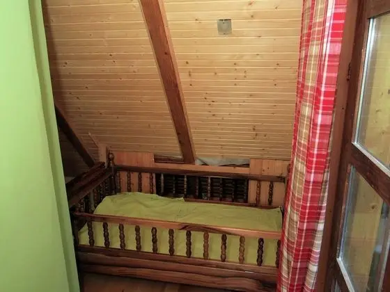 Traditional Wooden House by the River, 2 Rooms With Balconies, Covered Terrace - Oda