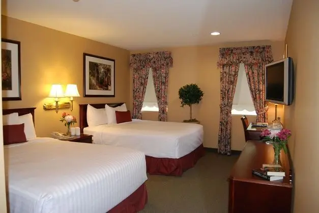 Traditions at the Glen Resort Hotel and Spa - Binghamton