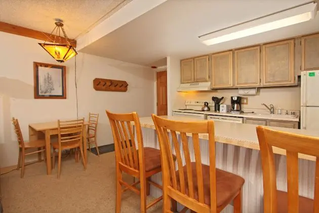 Trails End Condos - Oda