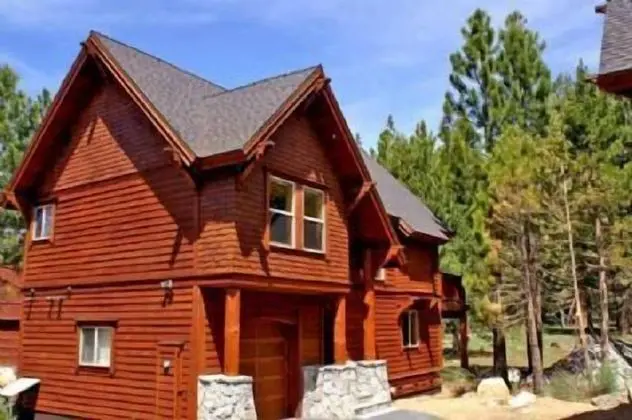 Trailside Villa