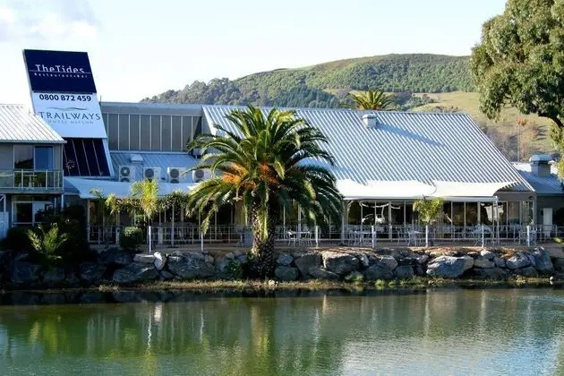 Trailways Hotel Nelson