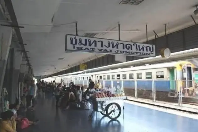 The Train Hotel Hatyai - Dış Mekan