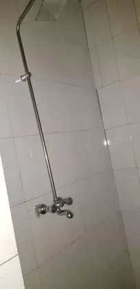 Train Station Bar & Lounge with Lodging - Banyo Özellikleri