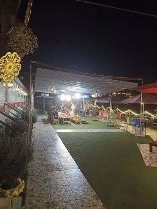 The Train Station Homestay - Yerinde Yemek
