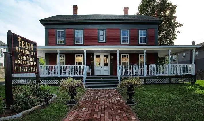 Trainmasters Inn