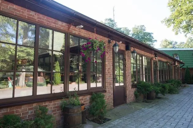 Hotel Traktir - 1