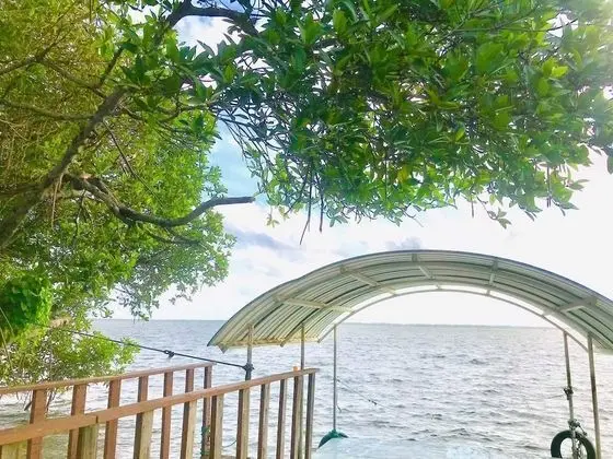 Tramonto Lagoon Resort