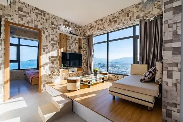 Trangs Beachfront Apartment Nha Trang