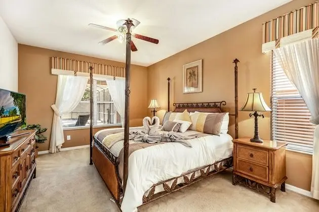 Tranquil Escapes 6 Bedrooms - Oda